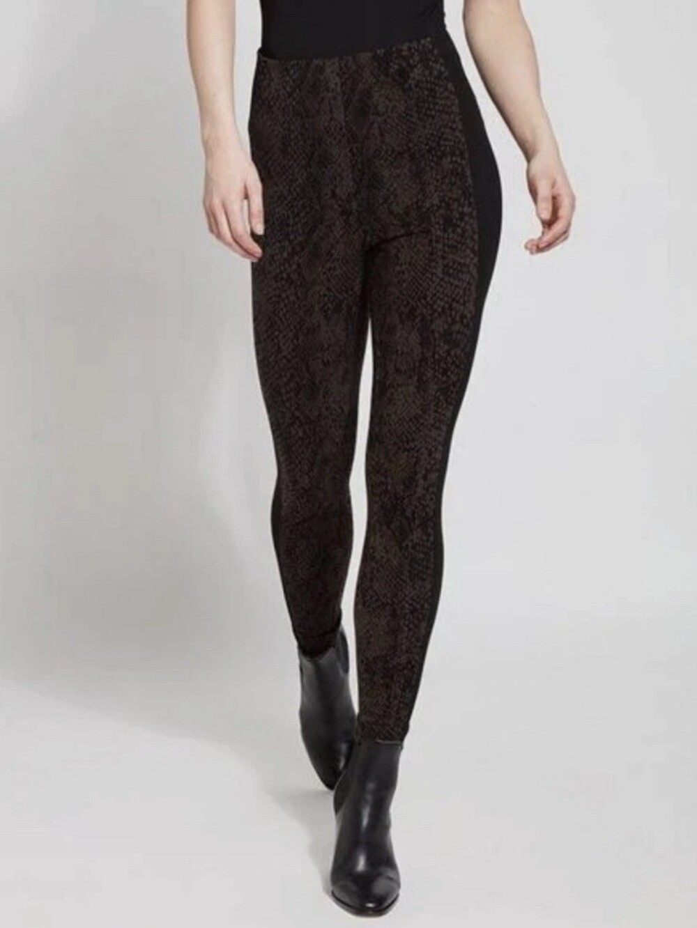 🔴 Lysse Black Snake Print Suede Leggings